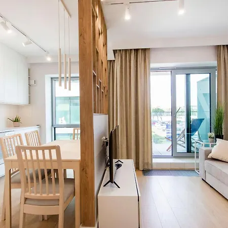 Yacht Park Superior 1 Apartment *